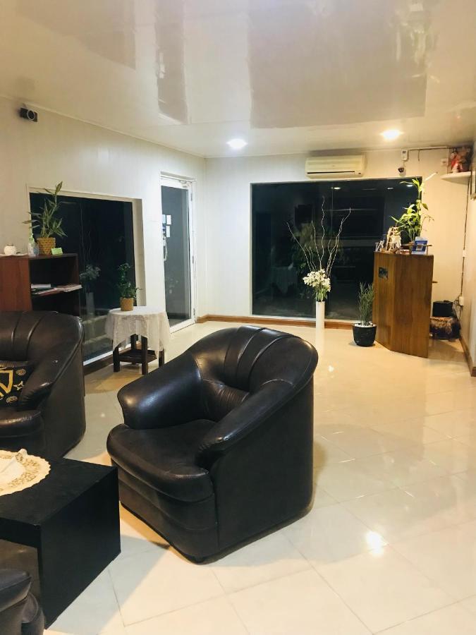 אנוראדפורה Pinidiya Resort מראה חיצוני תמונה