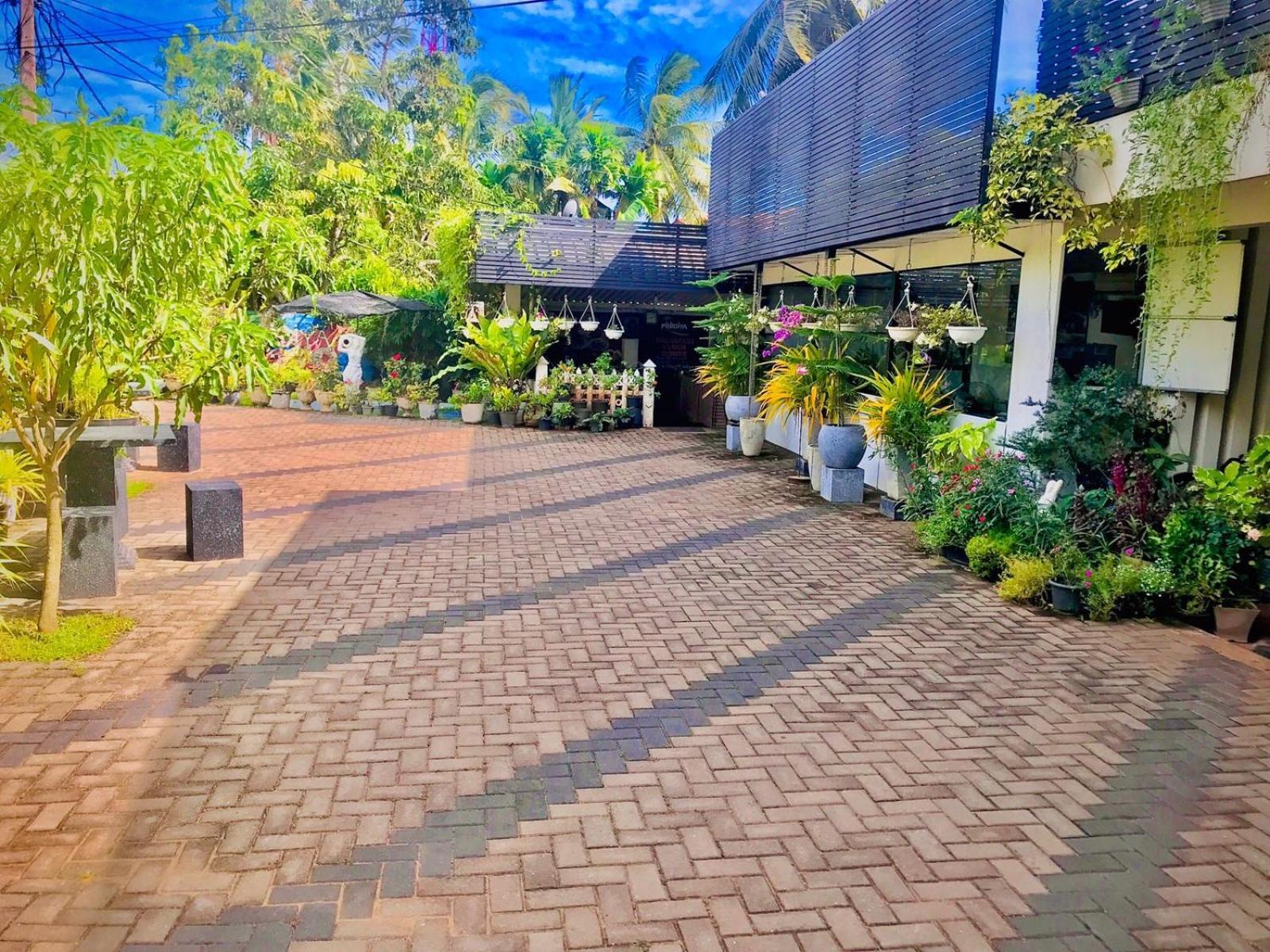 אנוראדפורה Pinidiya Resort מראה חיצוני תמונה