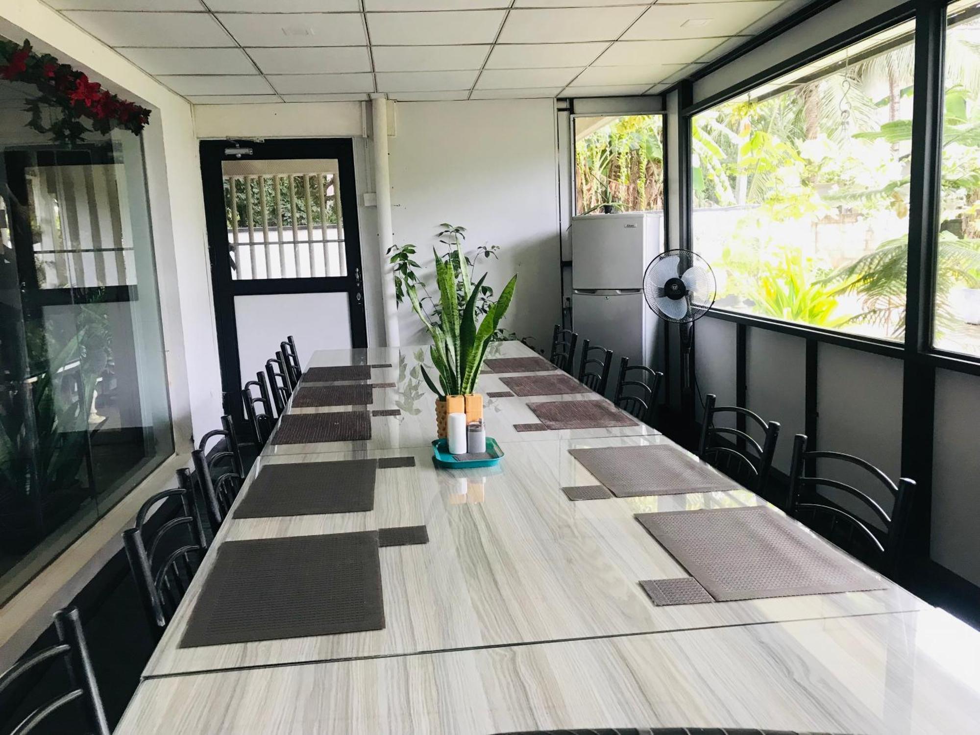 אנוראדפורה Pinidiya Resort מראה חיצוני תמונה